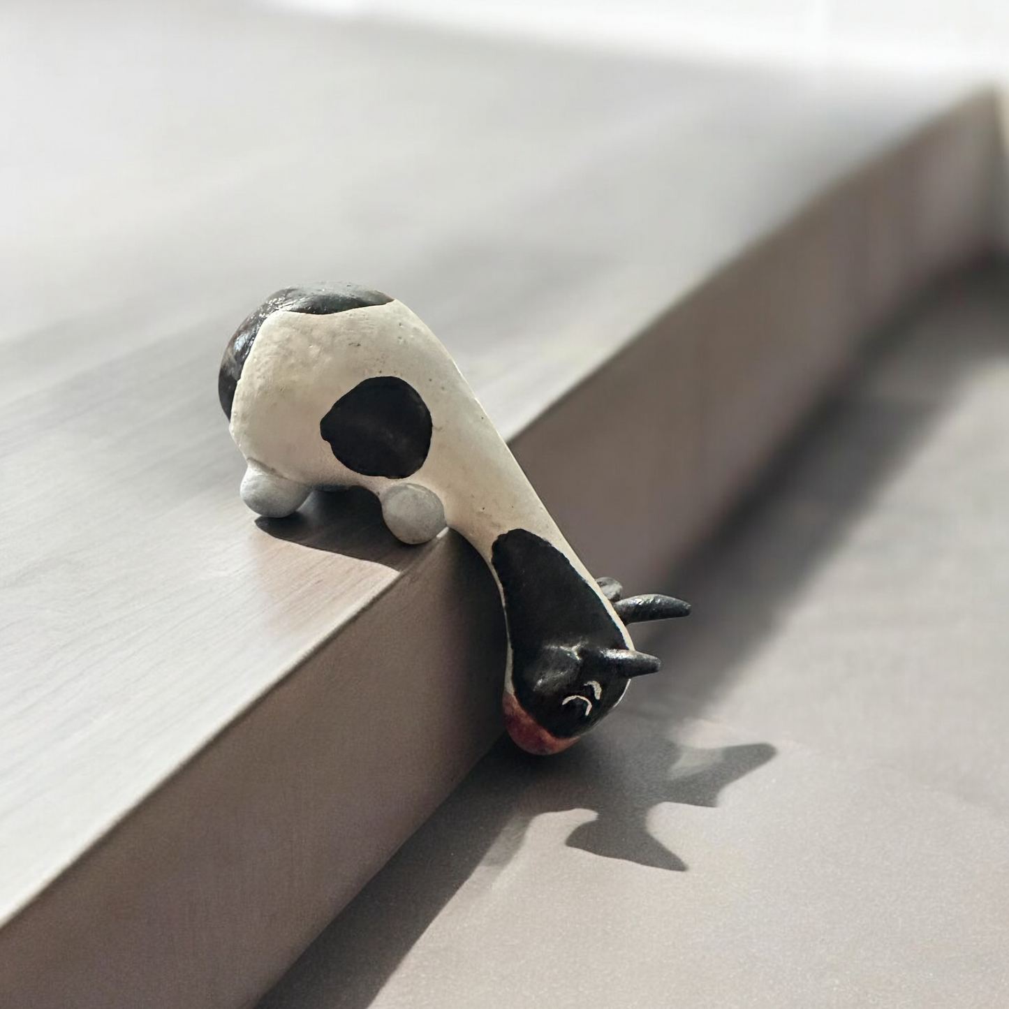 Wooden Minimal Cow Shelf Figurine Decoration