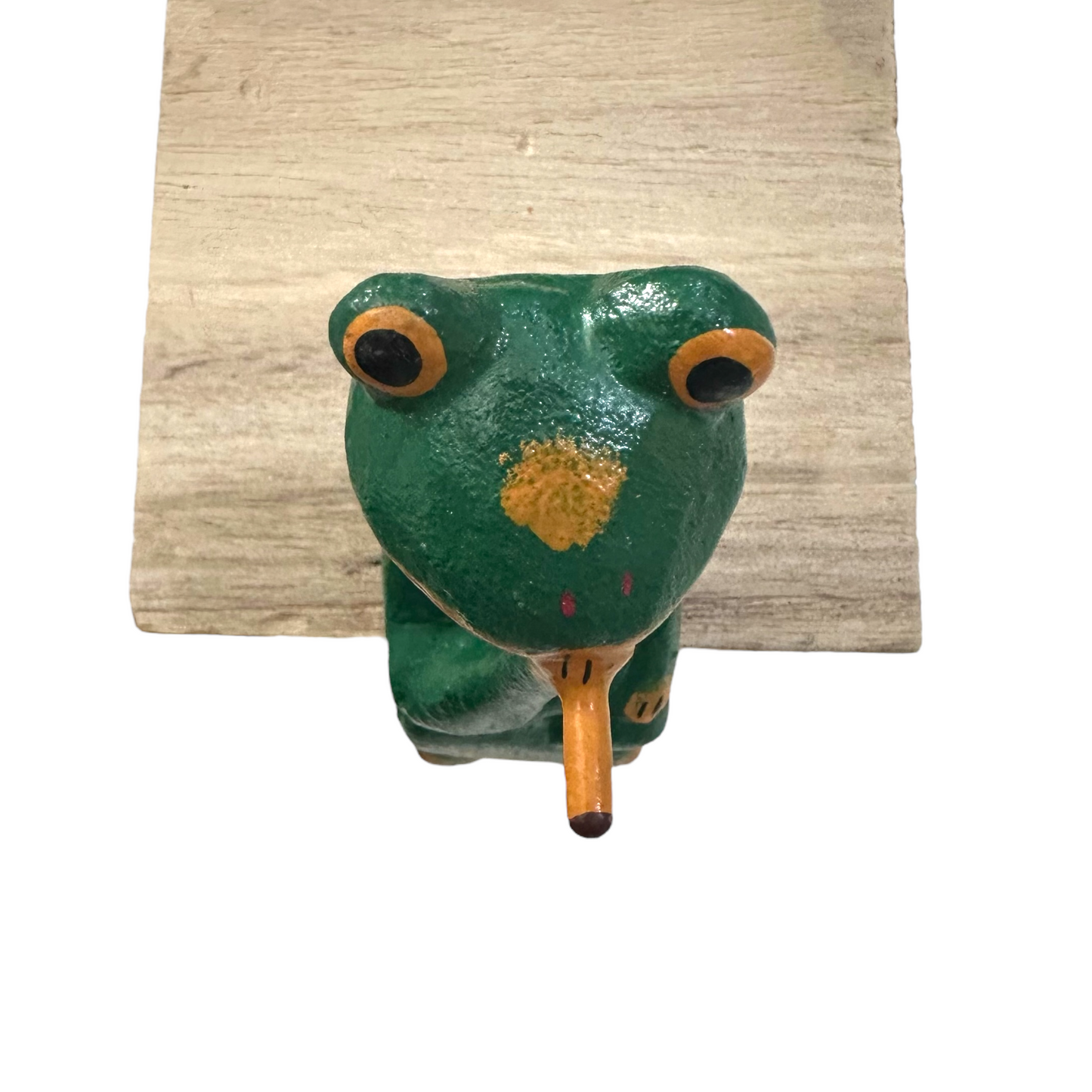 Shelf Sitting Wooden Frog Figurine Decoration