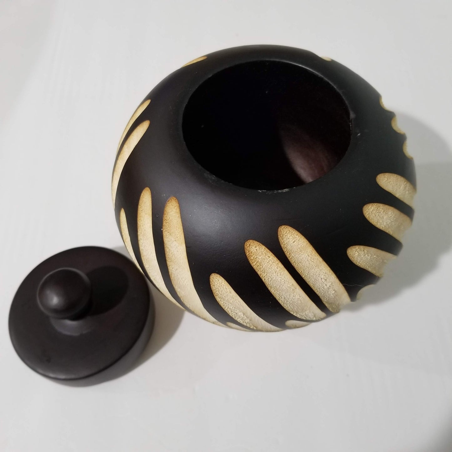 Mango wood box