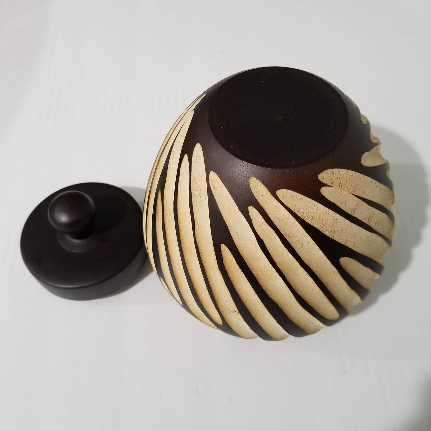 Mango wood box