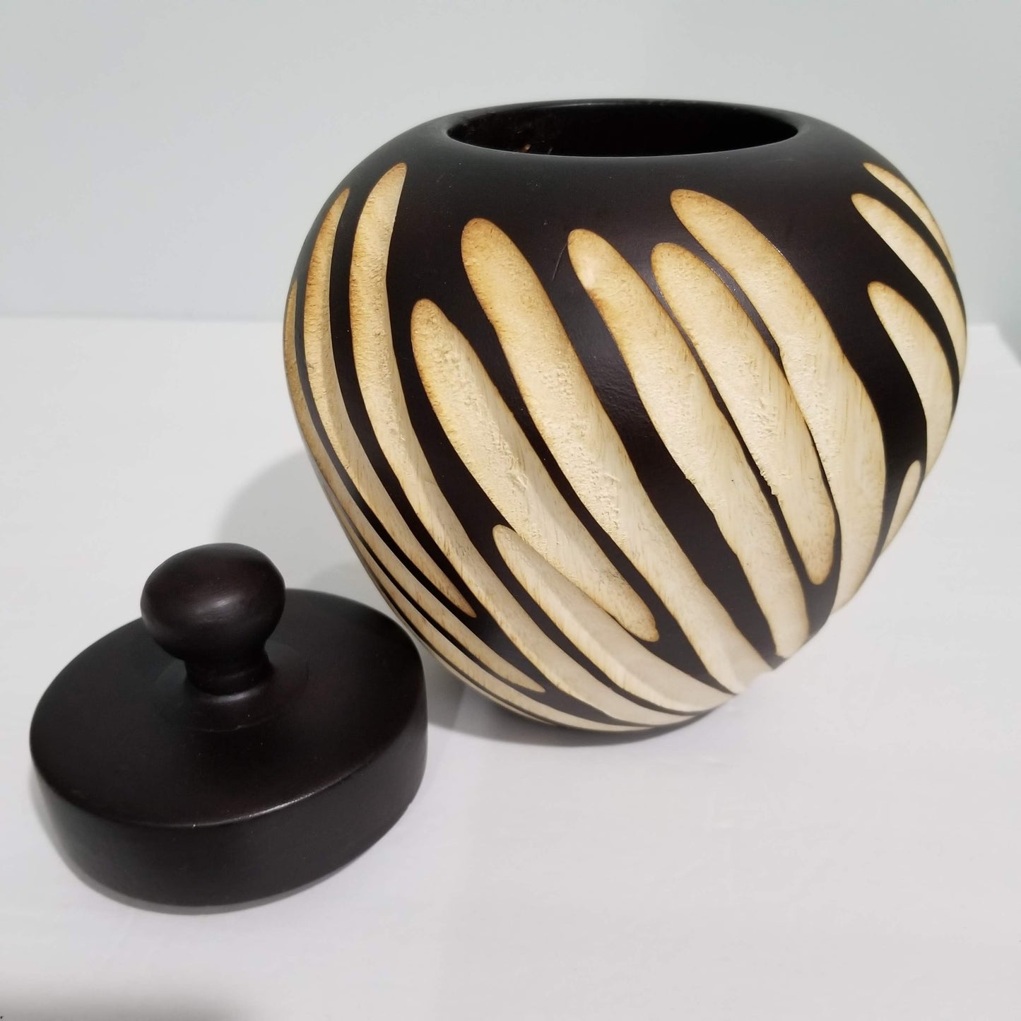 Mango wood box