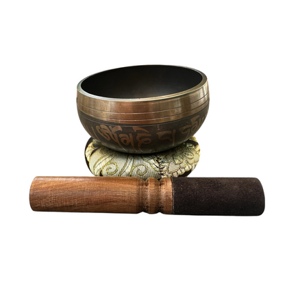 Tibetan Singing Bowl Set – Handcrafted Bronze Sound Bowl with Wooden Mallet & Silk Cushion – Meditation & Sound Healing Tool