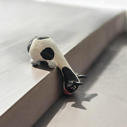 Wooden Minimal Cow Shelf Figurine Decoration