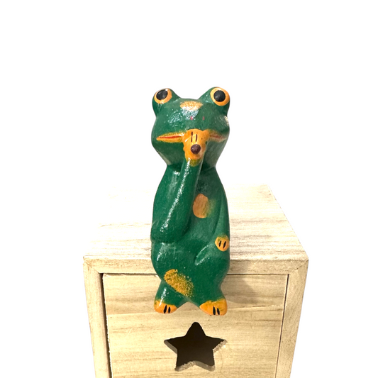 Shelf Sitting Wooden Frog Figurine Decoration