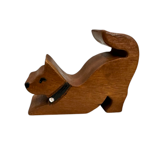 Wooden Cat Phone Holder (Dark Oak)