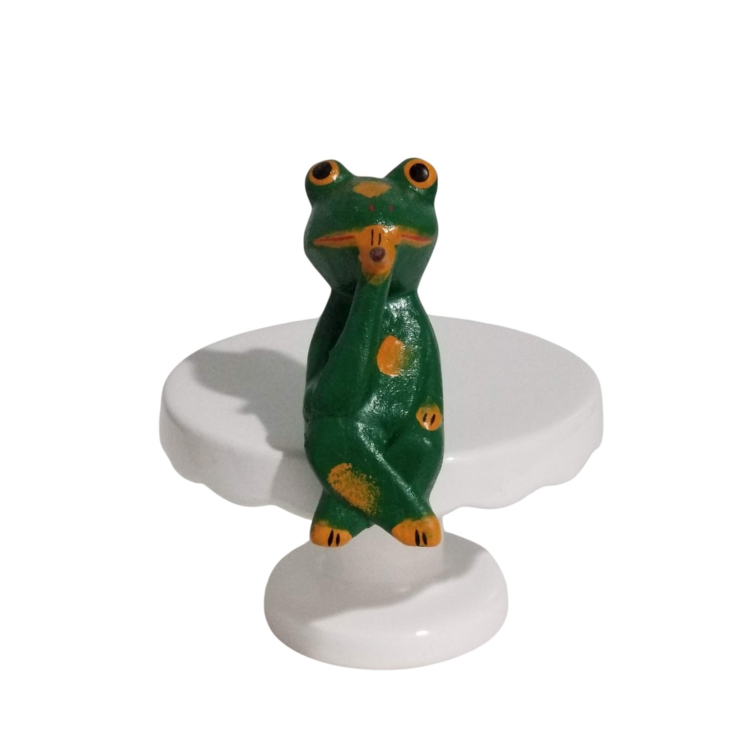 Relaxing frog figurine