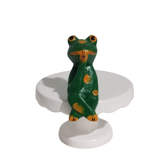 Relaxing frog figurine