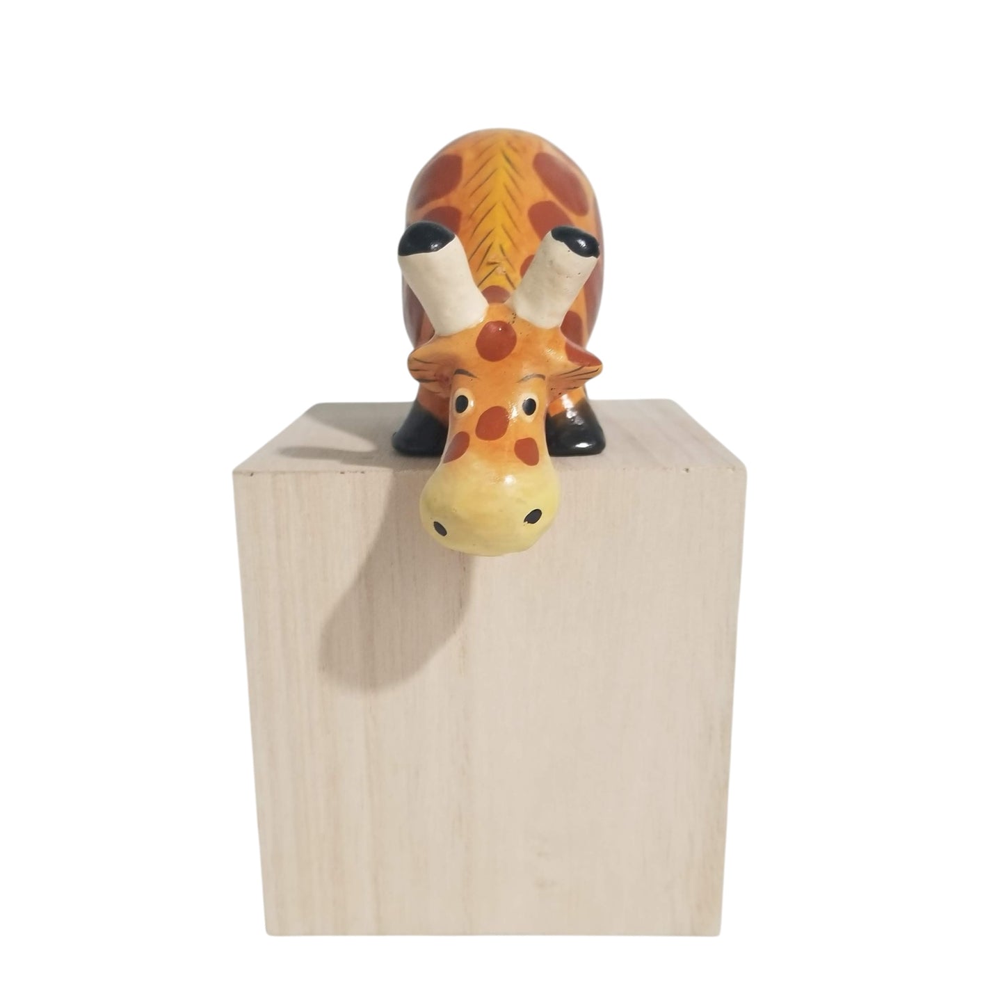Giraffe Shelf Sitter