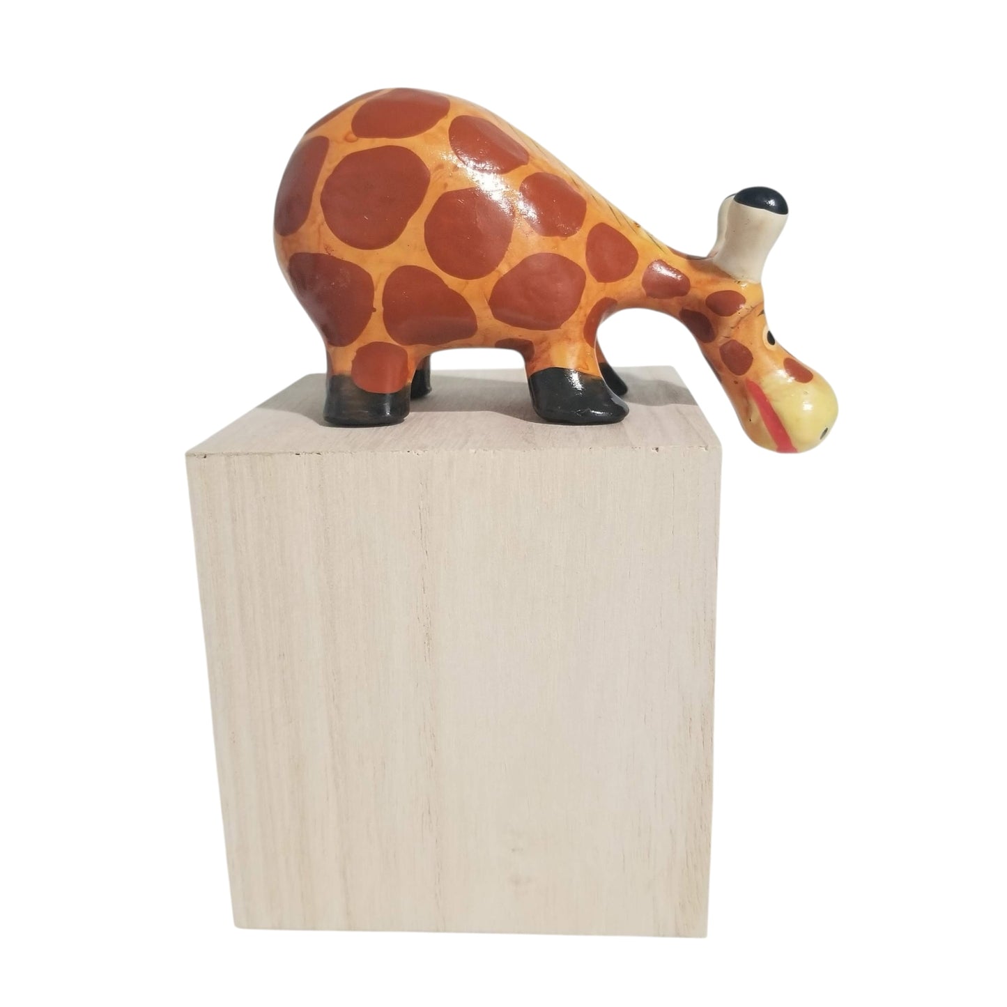 Giraffe Shelf Sitter