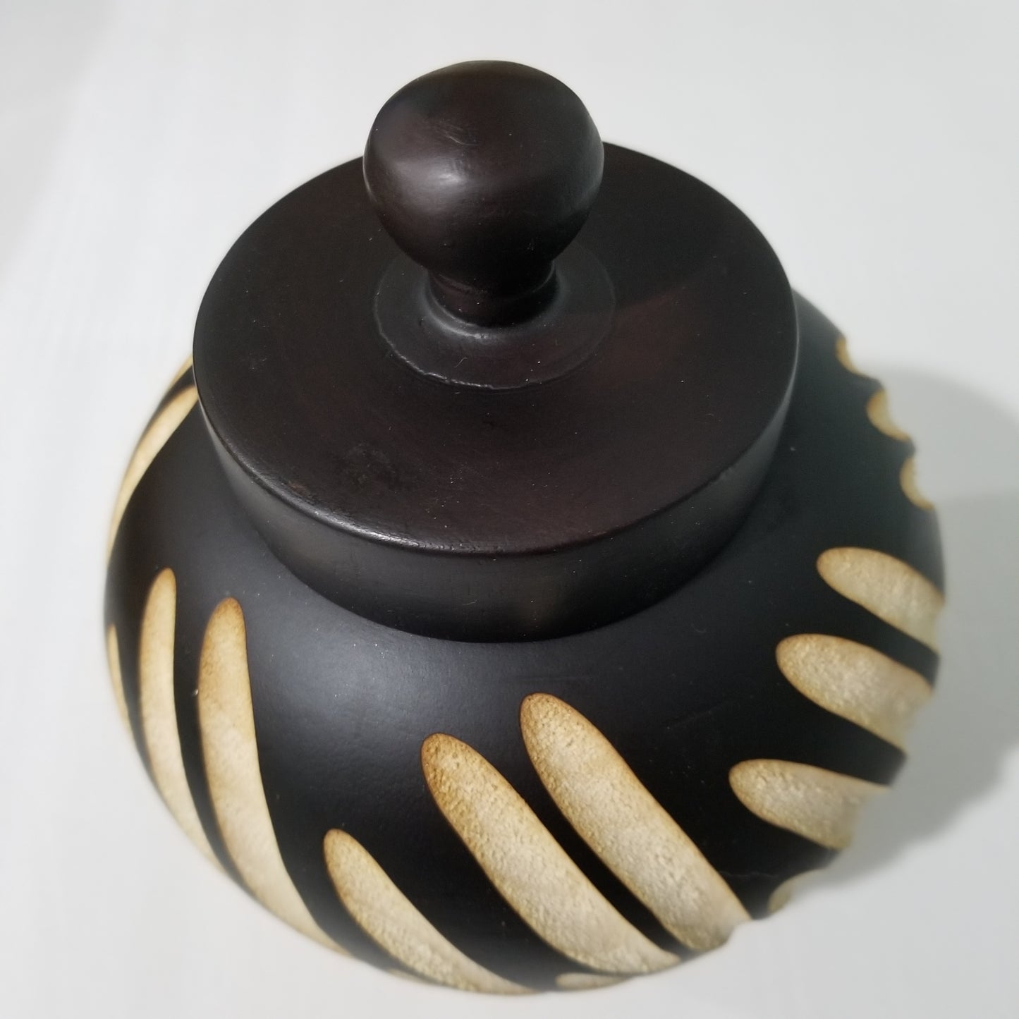 Mango wood box